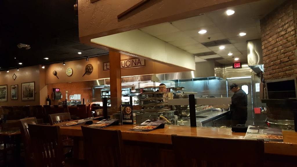 Carrabbas Italian Grill | restaurant | 9920 W McDowell Rd, Avondale, AZ 85392, USA | 6239360597 OR +1 623-936-0597