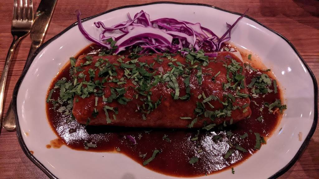 Francos Famous | restaurant | 26538 Moulton Pkwy, Laguna Hills, CA 92653, USA | 9494469700 OR +1 949-446-9700