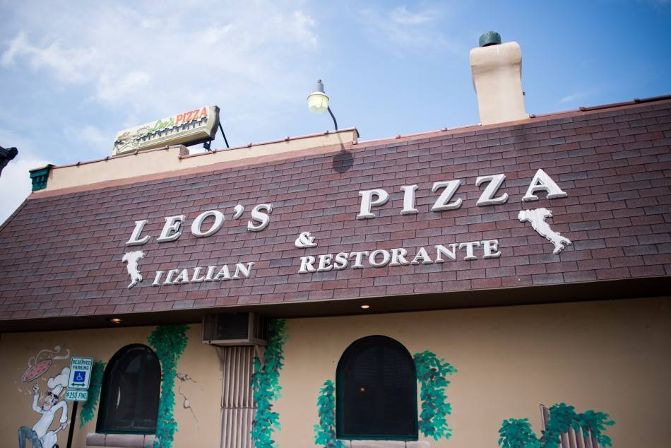 Leos Pizza | restaurant | 230 S Main St, Jacksonville, IL 62650, USA | 2172433413 OR +1 217-243-3413