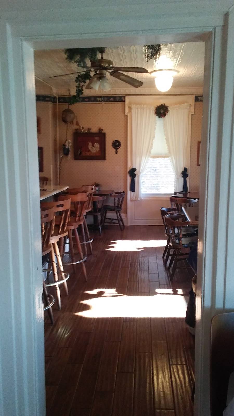 Eureka Inn | restaurant | 110 E 3rd St, Prophetstown, IL 61277, USA | 8155375571 OR +1 815-537-5571