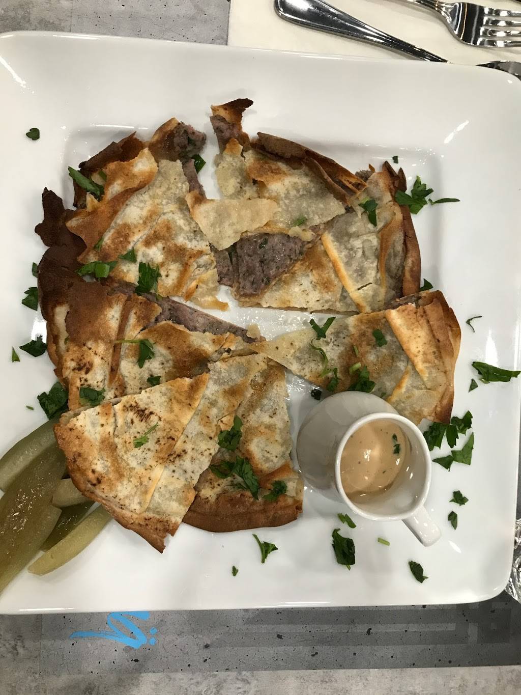 Souq | restaurant | 2651 Howard Ave #1, Windsor, ON N8X 4Z3, Canada | 5199151292 OR +1 519-915-1292