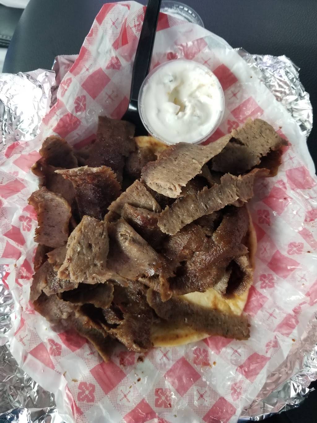 Golden Gyros | restaurant | 7233 W Lincoln Ave, Milwaukee, WI 53219, USA | 4145417580 OR +1 414-541-7580