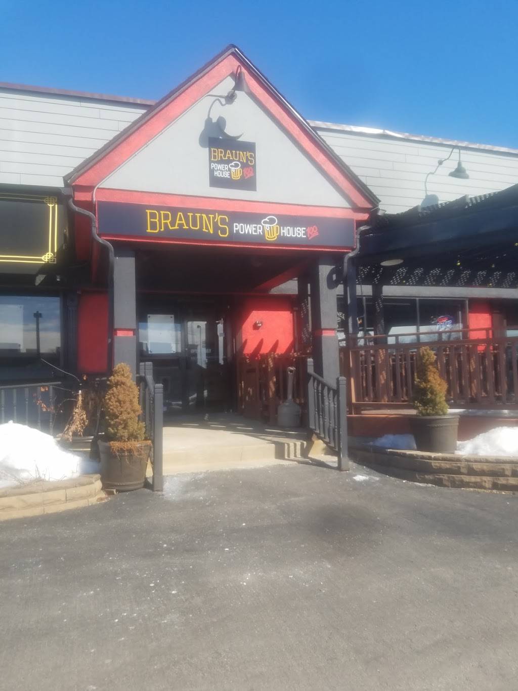 Brauns Power House 100 | restaurant | 5171 S 108th St, Hales Corners, WI 53130, USA | 4143779003 OR +1 414-377-9003