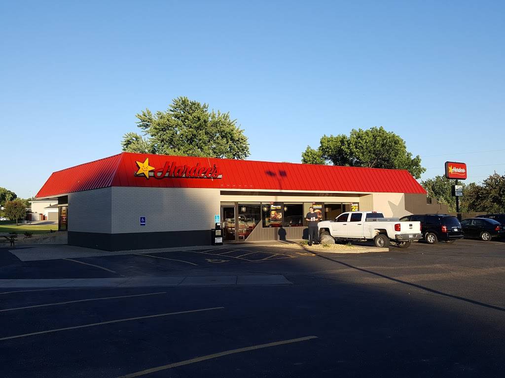 Hardees | restaurant | 96 4th Ave NW, Hutchinson, MN 55350, USA | 3205873429 OR +1 320-587-3429