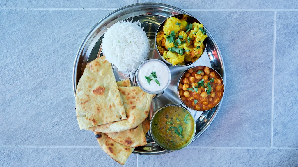 ROOTS Indian Bistro | restaurant | 7265 Melrose Ave, Los Angeles, CA 90046, USA | 3232973125 OR +1 323-297-3125