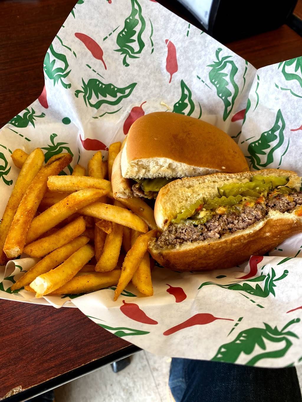 Chachis Burgers | restaurant | 10176 McCombs St, El Paso, TX 79924, USA | 9157596394 OR +1 915-759-6394