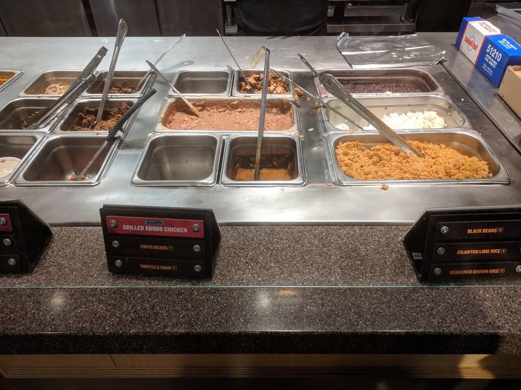 QDOBA Mexican Eats | restaurant | 4923 E Chandler Blvd Ste 300, Phoenix, AZ 85048, USA | 4809613400 OR +1 480-961-3400