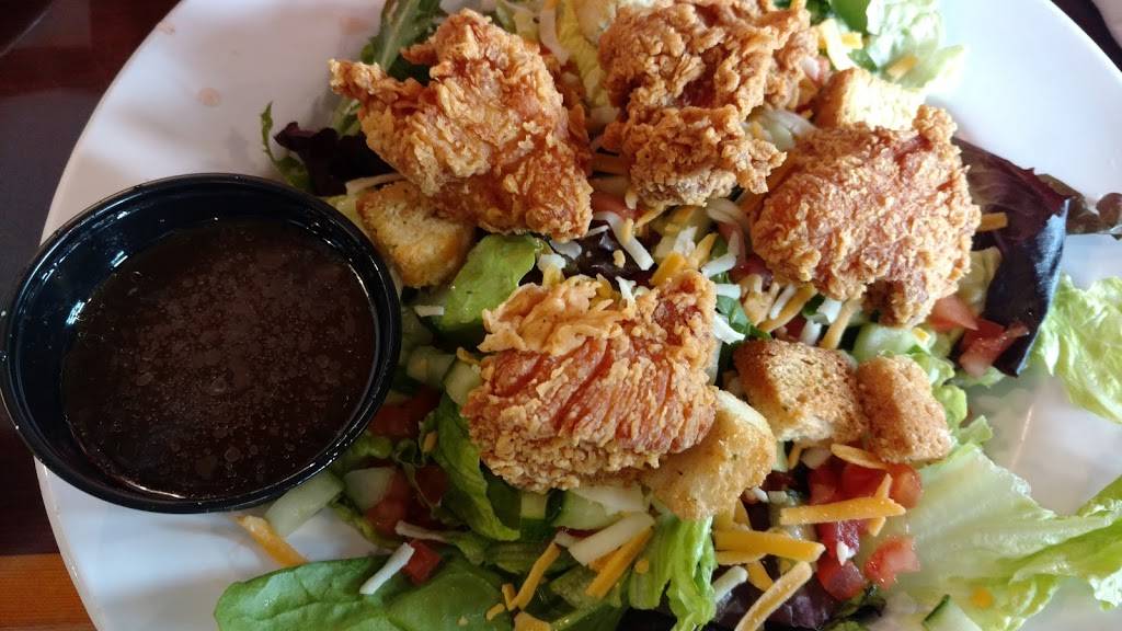 Hooters | restaurant | 2630 Prince William Pkwy, Woodbridge, VA 22192, USA | 7034901116 OR +1 703-490-1116