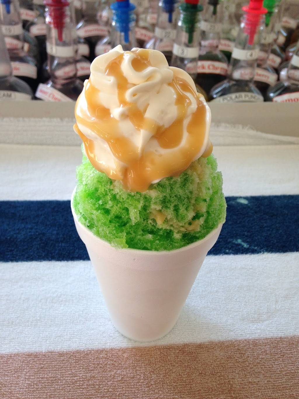 Pelicans SnoBalls - Roanoke | restaurant | 409 E Byron Nelson Blvd, Roanoke, TX 76262, USA | 8178086040 OR +1 817-808-6040