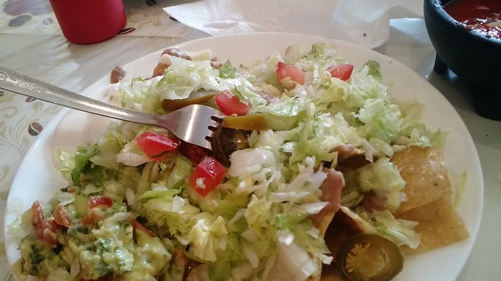 El Burrito Bronco | restaurant | 733 W Dundee Rd, Wheeling, IL 60090, USA | 8474650728 OR +1 847-465-0728