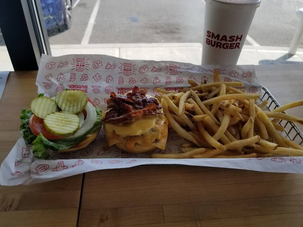 Smashburger | restaurant | 36 E Sunrise Hwy, Lindenhurst, NY 11757, USA | 6314504324 OR +1 631-450-4324