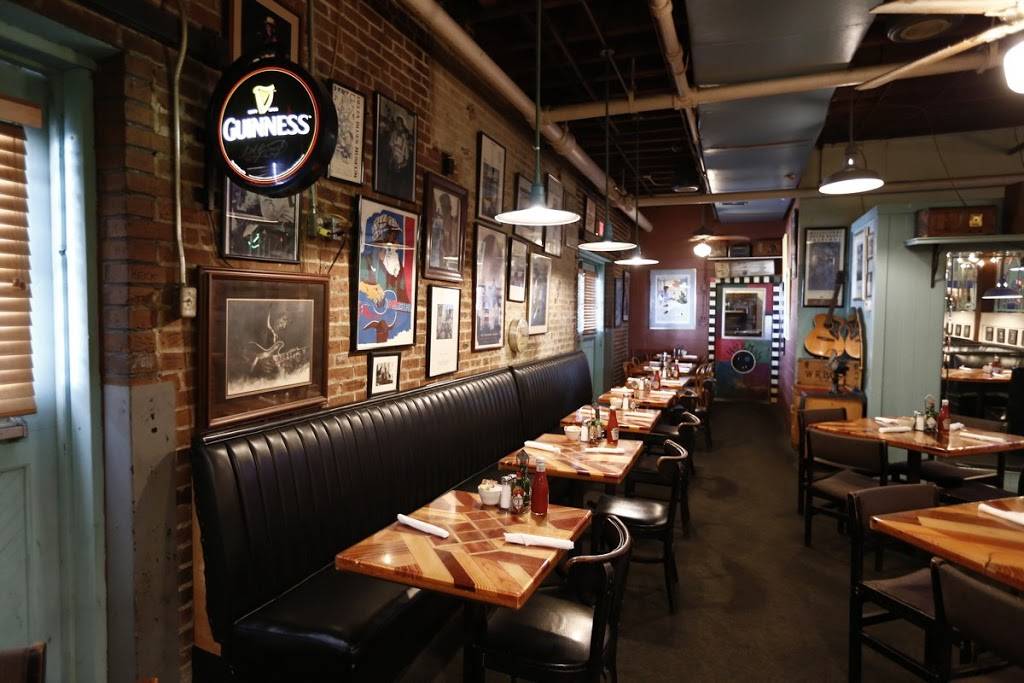 Hal & Mals | restaurant | 200 Commerce St, Jackson, MS 39201, USA | 6019480888 OR +1 601-948-0888