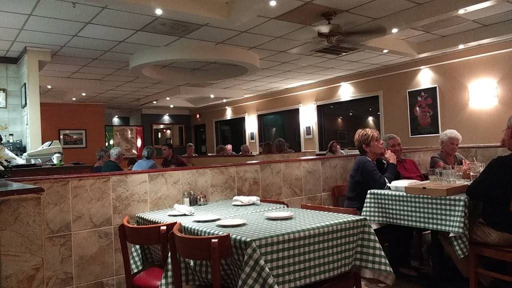 The Espositos Restaurant | restaurant | 9917 Fairfax Blvd, Fairfax, VA 22030, USA | 7033855912 OR +1 703-385-5912