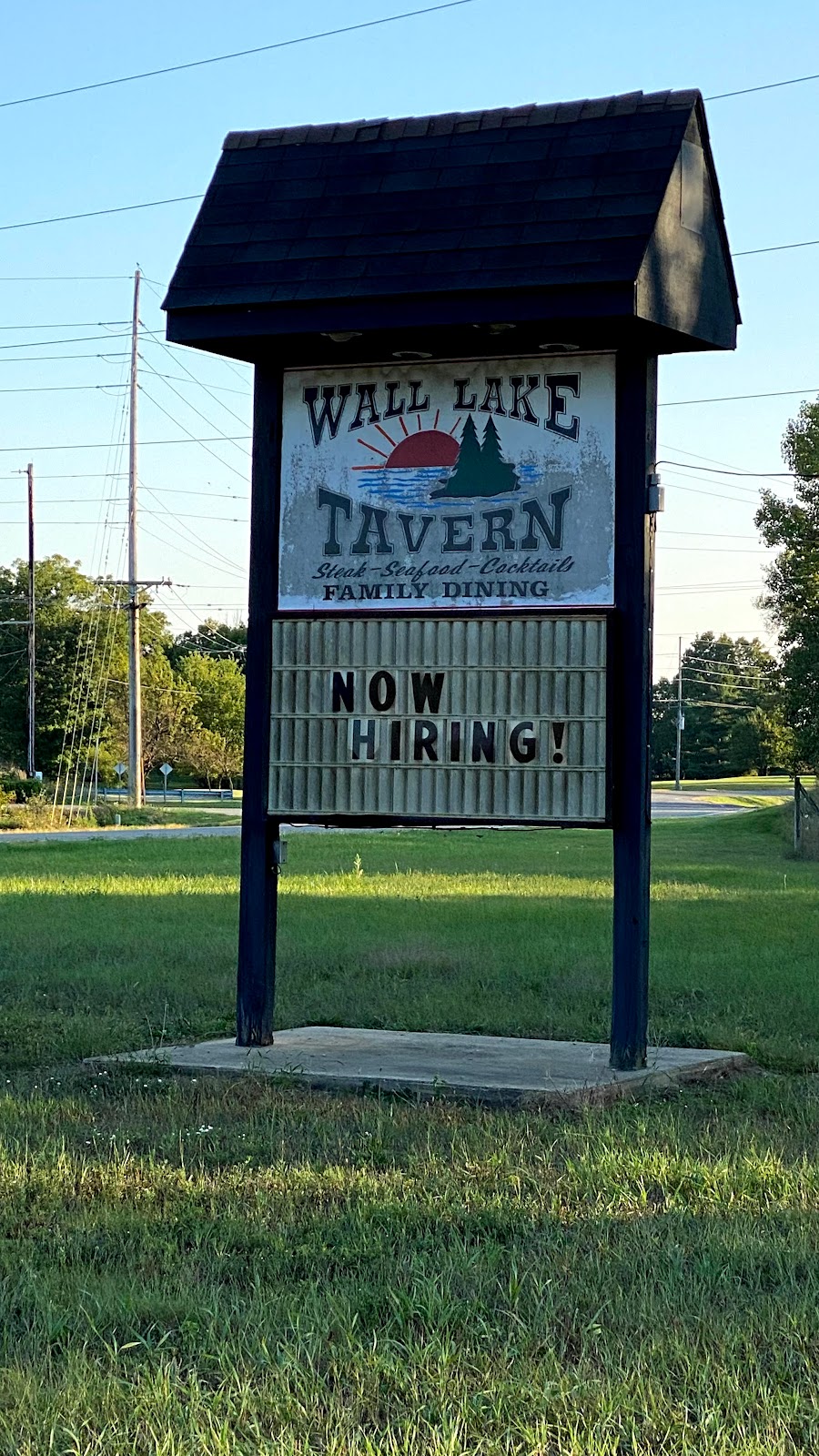 Wall Lake Tavern | restaurant | 6120 N 1198 E, Orland, IN 46776, USA | 2608296335 OR +1 260-829-6335