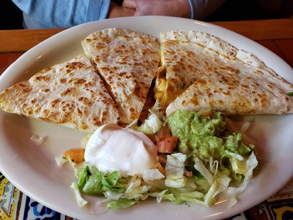 Fiesta Charra Mexican Restaurant | restaurant | 66 Main St, Carver, MA 02330, USA | 5088661130 OR +1 508-866-1130