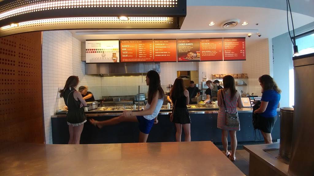 Chipotle Mexican Grill | restaurant | 2011 Colonial Ave SW, Roanoke, VA 24015, USA | 5403423102 OR +1 540-342-3102