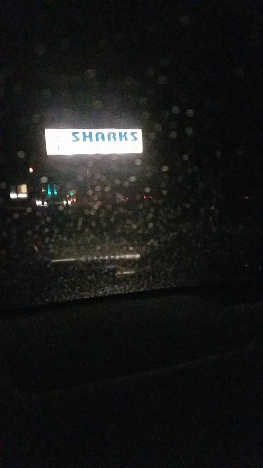 Sharks Fish & Chicken | restaurant | 1453 Western Ave, Chicago Heights, IL 60411, USA | 7087472222 OR +1 708-747-2222