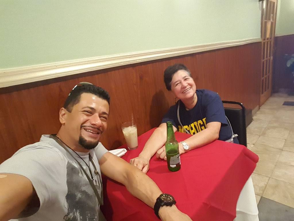 Frankyes | restaurant | 1500 S Clinton Ave # 1, Trenton, NJ 08610, USA | 6097775337 OR +1 609-777-5337