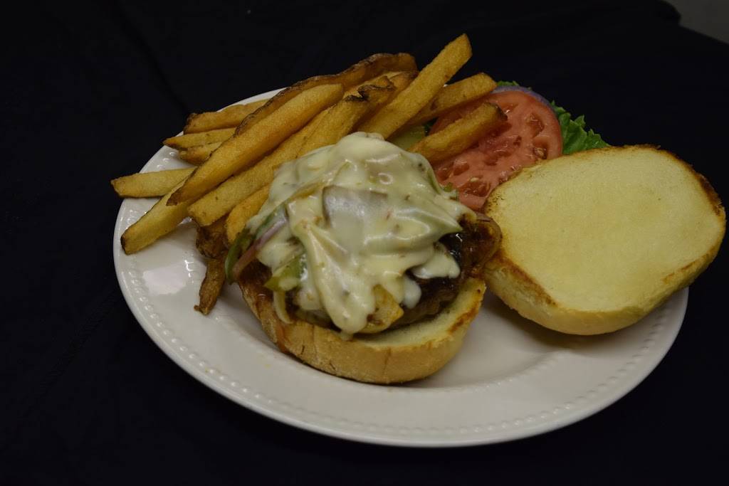 Nashotah Clubhouse | restaurant | N44w32998 Watertown Plank Rd, Nashotah, WI 53058, USA | 2623676684 OR +1 262-367-6684