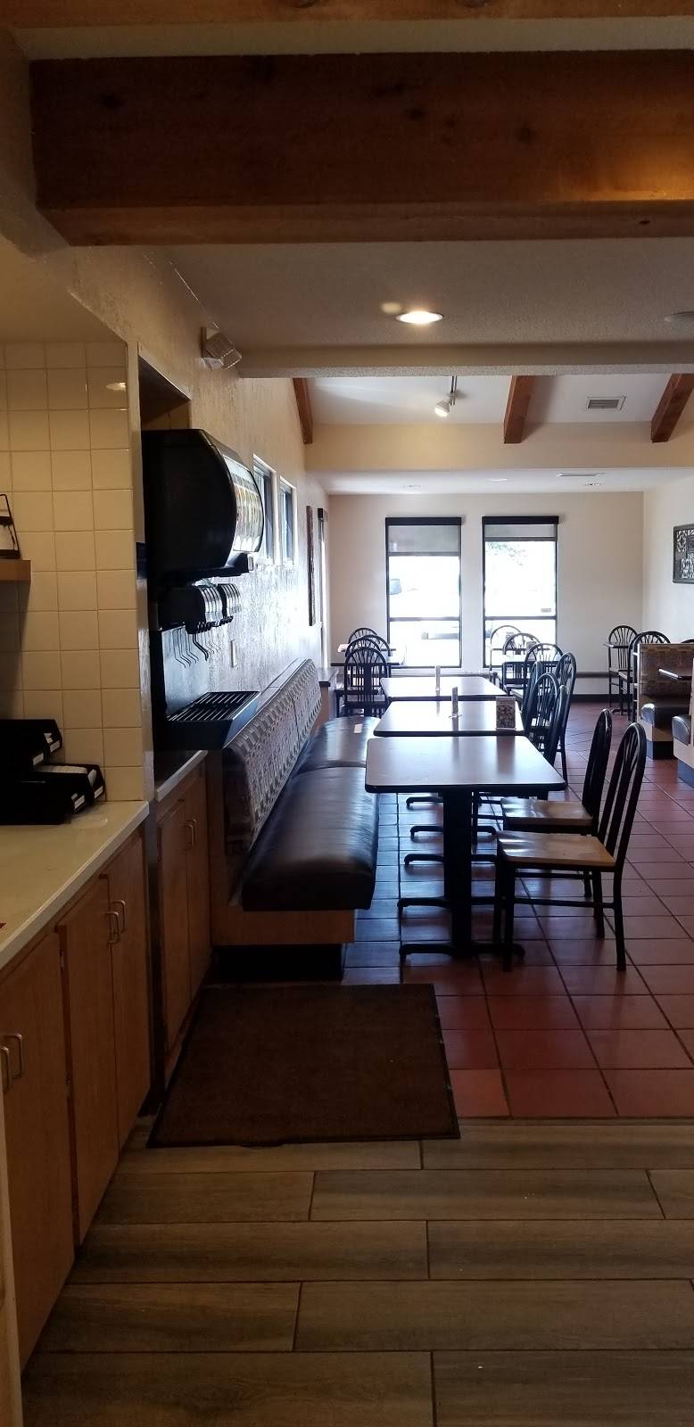 Amigos/Kings Classic | cafe | 4200 S 14th St, Lincoln, NE 68502, USA | 4024236794 OR +1 402-423-6794