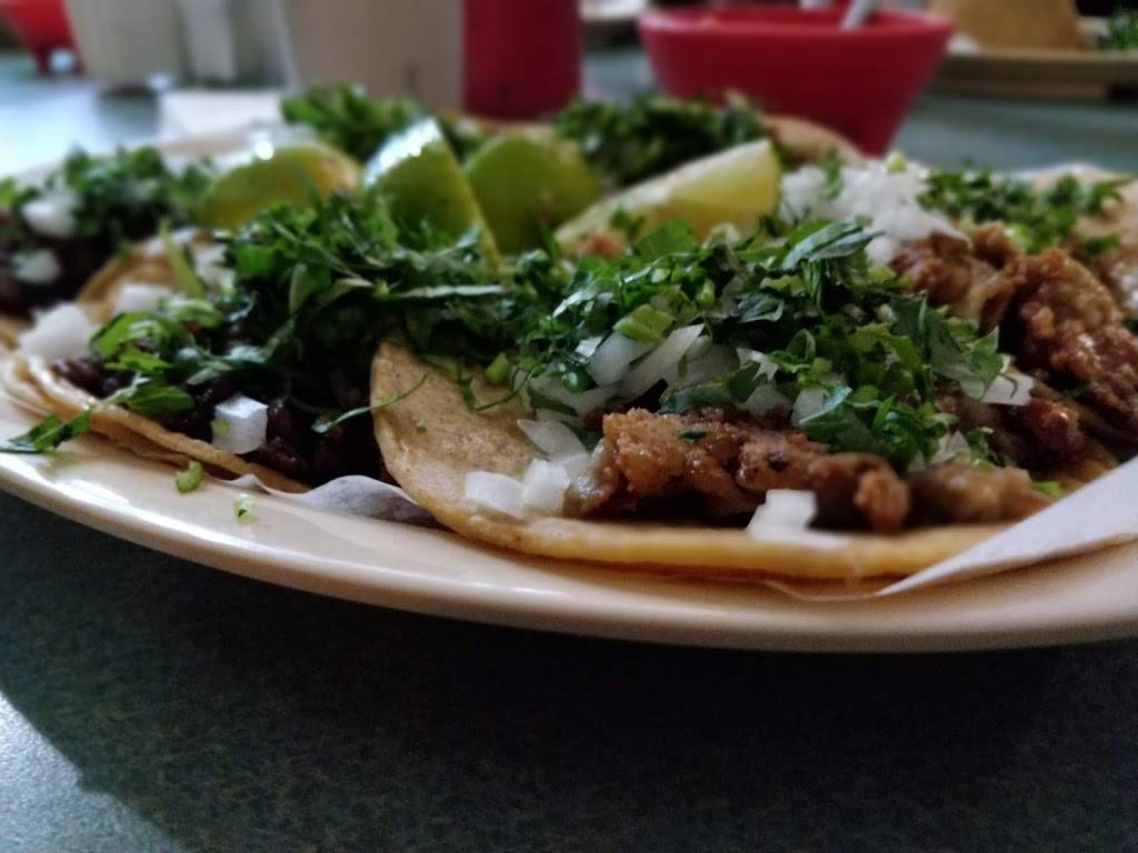 Taqueria El local en milwaukee | restaurant | 1801 S 11th St, Milwaukee, WI 53204, USA | 4146726746 OR +1 414-672-6746