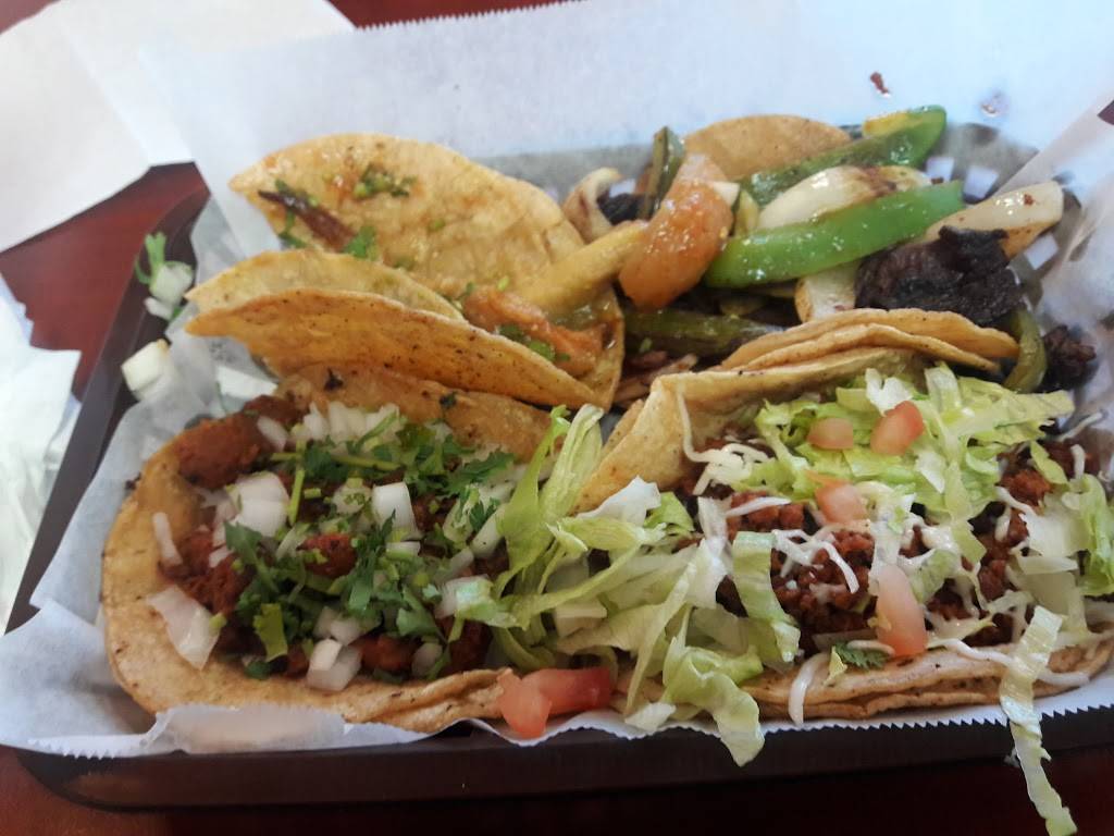 Los Burritos Ricos | restaurant | 580 Brook Forest Ave, Shorewood, IL 60404, USA | 8157730090 OR +1 815-773-0090