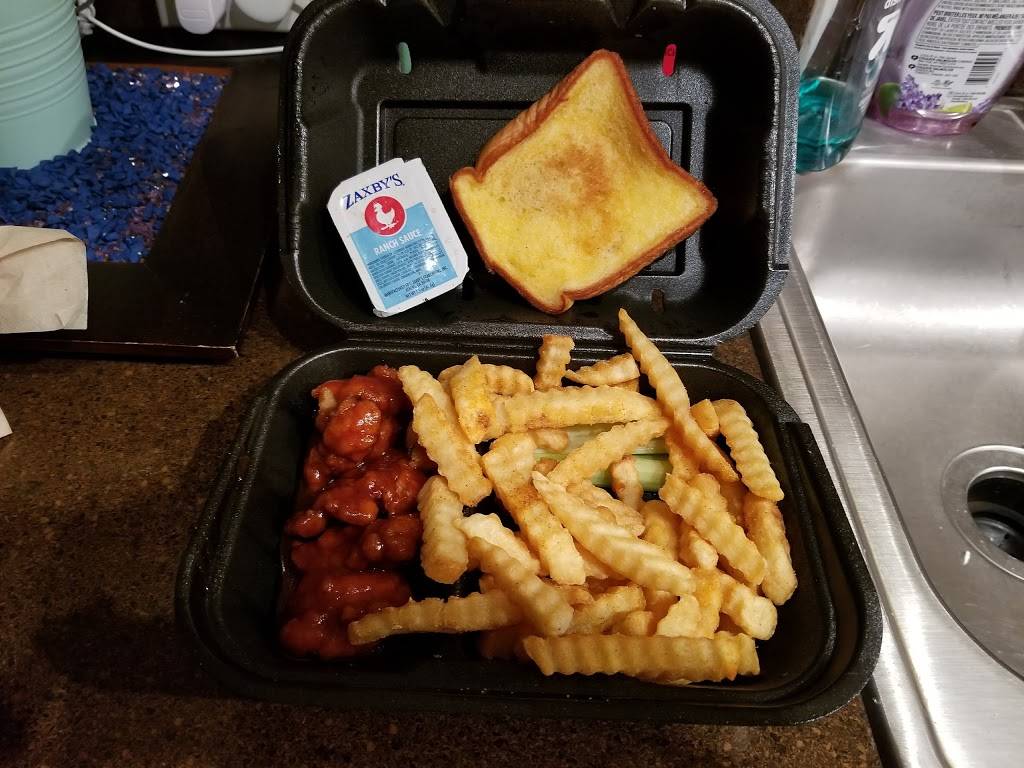 Zaxbys Chicken Fingers & Buffalo Wings | restaurant | 10580 New East Bay Rd, Gibsonton, FL 33534, USA | 8132809175 OR +1 813-280-9175