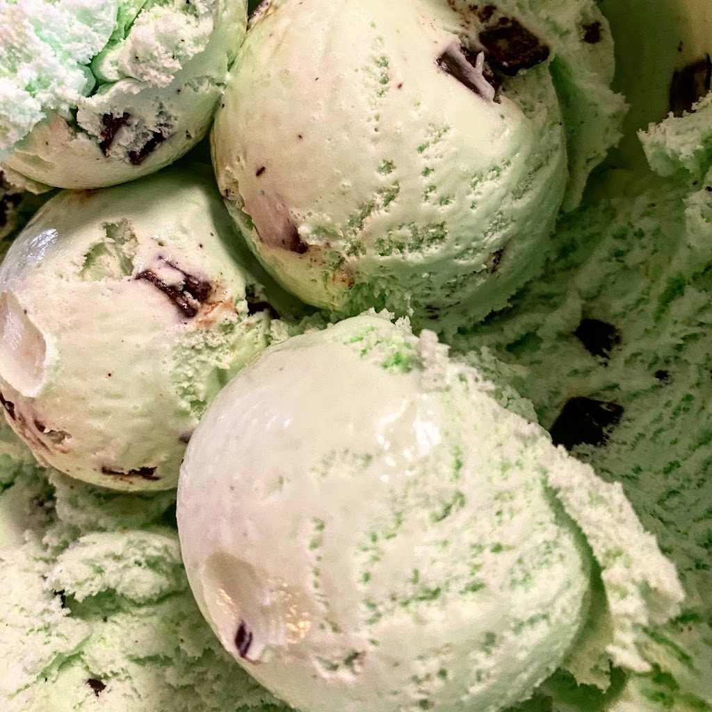 Jerrys Drive In | restaurant | 2815 E Cervantes St, Pensacola, FL 32503, USA | 8504339910 OR +1 850-433-9910