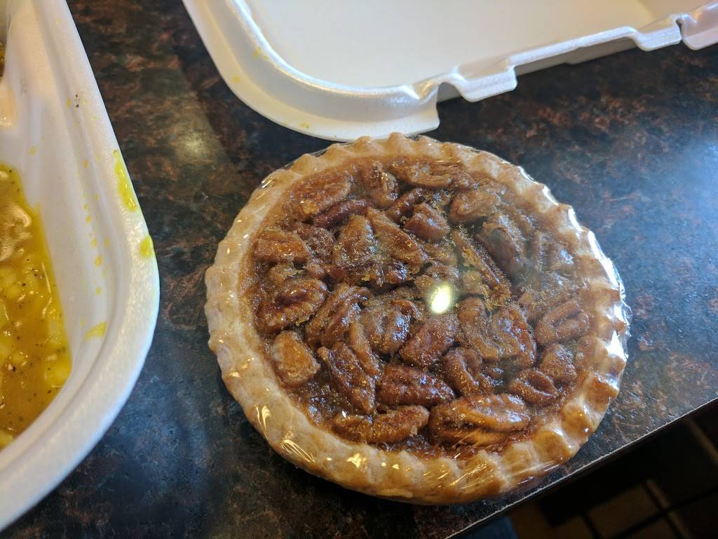 Q Time | restaurant | 1120 Ralph David Abernathy Blvd SW, Atlanta, GA 30310, USA | 4047582881 OR +1 404-758-2881