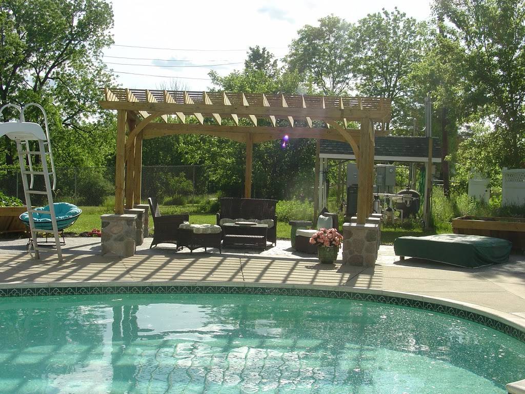 Maple Cove Bed & Breakfast | restaurant | 969 Maple Cove Dr, Leonard, MI 48367, USA | 2482744680 OR +1 248-274-4680