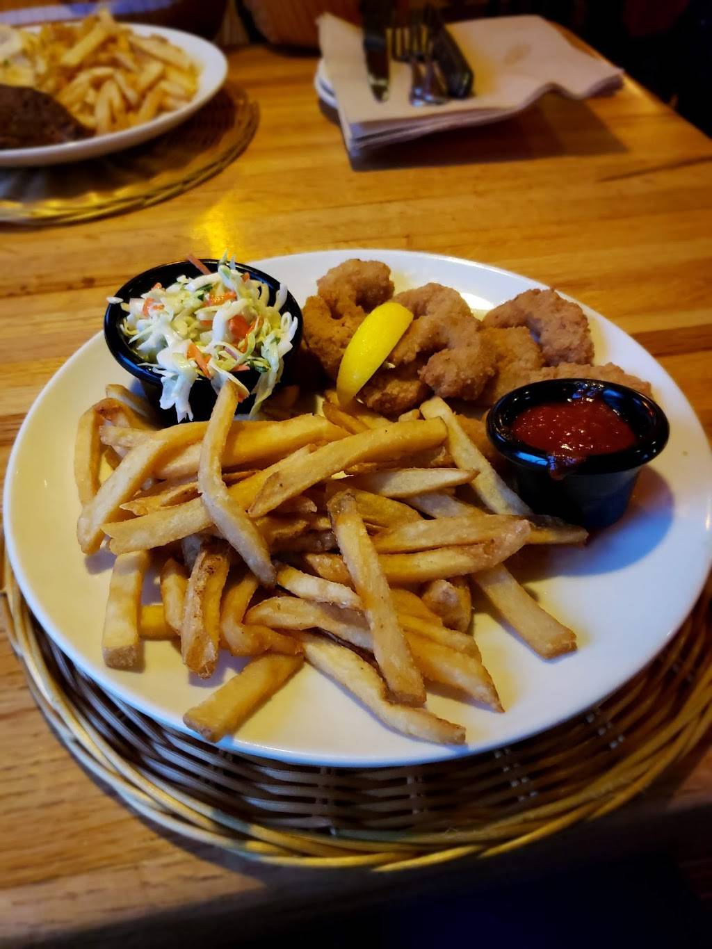 Applebees Grill + Bar | restaurant | 1710 Hempstead Turnpike, Elmont, NY 11003, USA | 5167751377 OR +1 516-775-1377