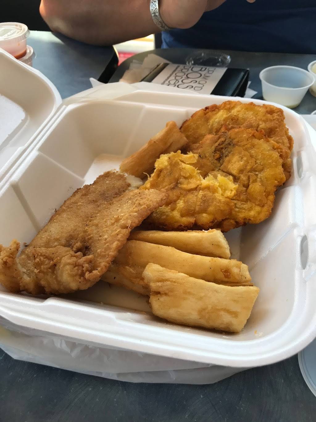 La Granja | restaurant | 19600 NW 2nd Ave, Miami, FL 33169, USA | 7866293007 OR +1 786-629-3007