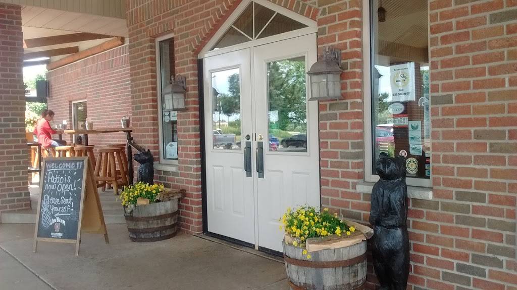 Mackinaws Grill & Spirits | restaurant | 2925 Voyager Dr, Green Bay, WI 54311, USA | 9204068000 OR +1 920-406-8000