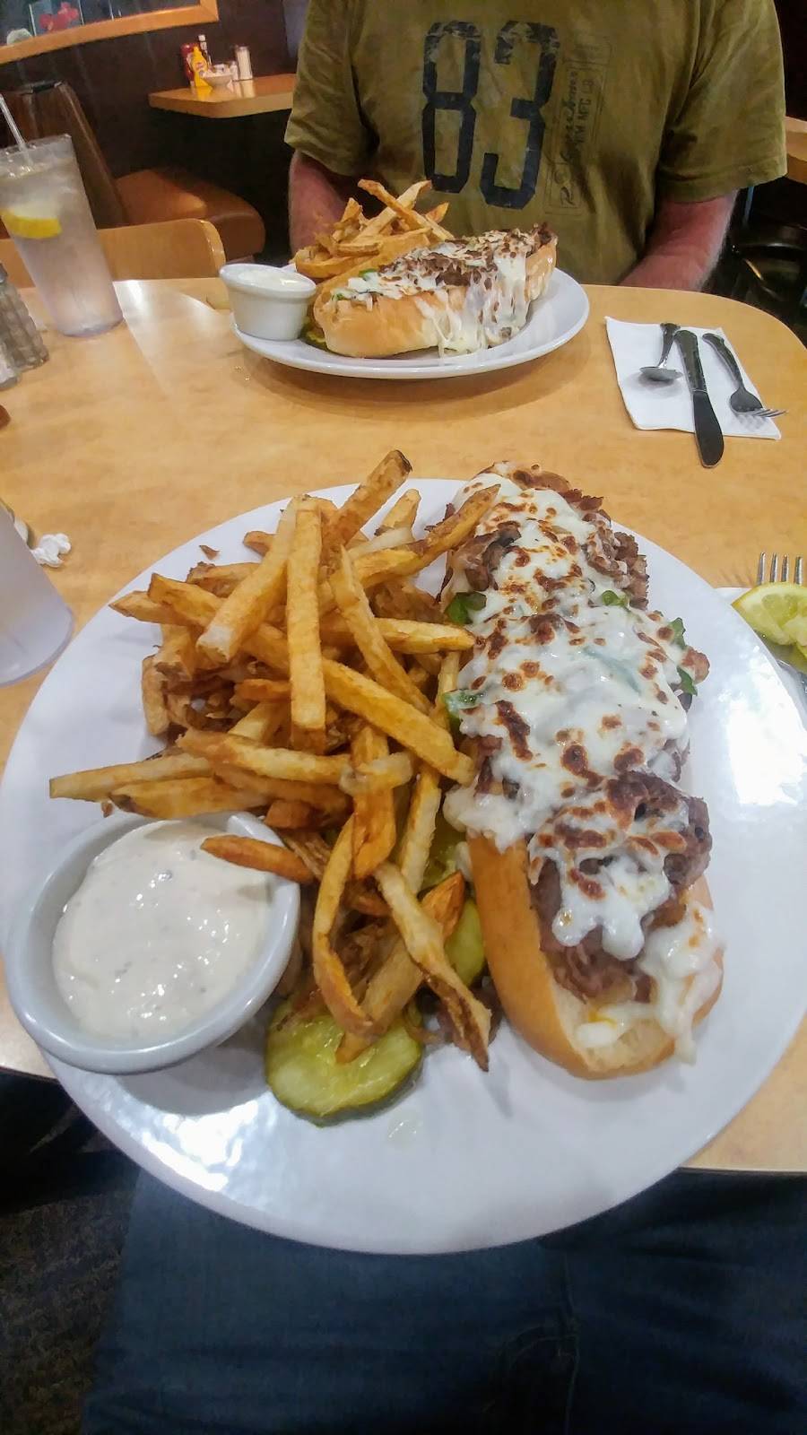 Star Diner III | restaurant | 2524 Navarre Ave # B, Oregon, OH 43616, USA | 4196912280 OR +1 419-691-2280