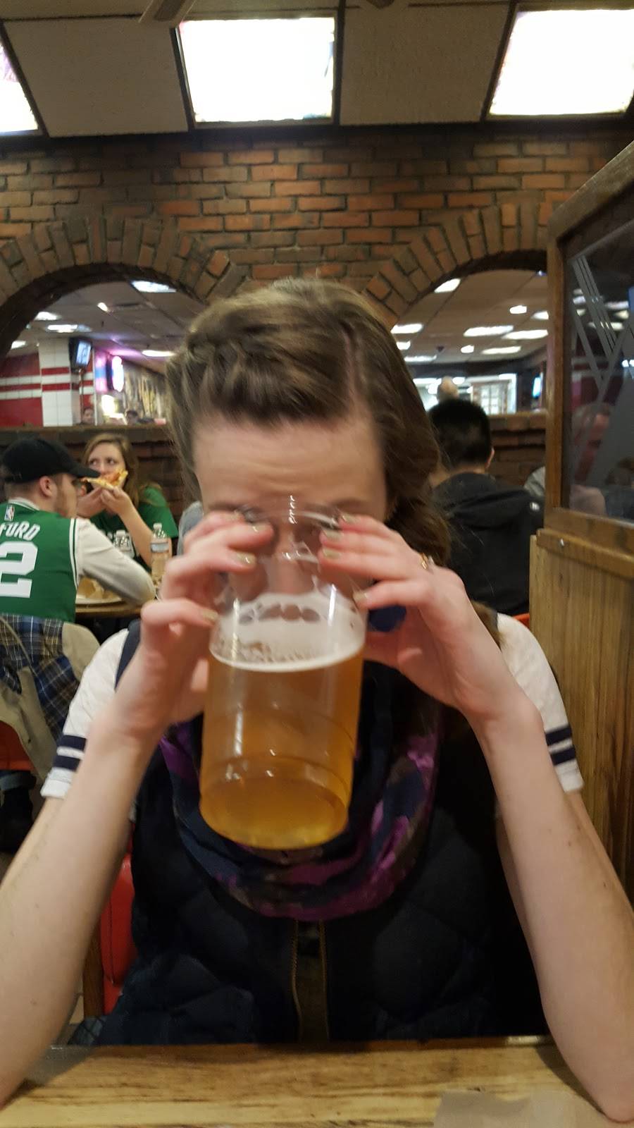 Halftime Pizza | restaurant | 115 Causeway St, Boston, MA 02114, USA | 6177204578 OR +1 617-720-4578