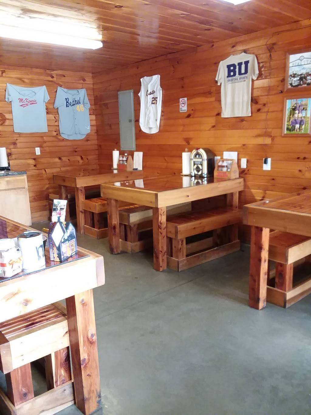 Big Daddys Barbeque | restaurant | 17615 Highland Dr, McKenzie, TN 38201, USA | 7313930335 OR +1 731-393-0335