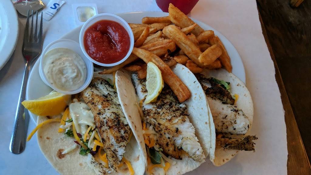 Johnson Creek Tavern | restaurant | 2141 Sea Island Pkwy, St Helena Island, SC 29920, USA | 8438384166 OR +1 843-838-4166