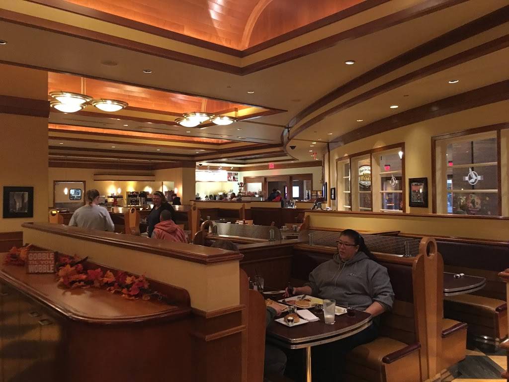 Falcon Diner at Ameristar Casino | restaurant | 1 Ameristar Blvd, St Charles, MO 63301, USA | 6369404955 OR +1 636-940-4955