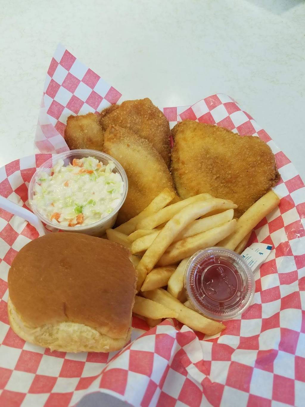 West Lake Drive-In | restaurant | 9138 Portage Rd, Portage, MI 49002, USA | 2693275985 OR +1 269-327-5985