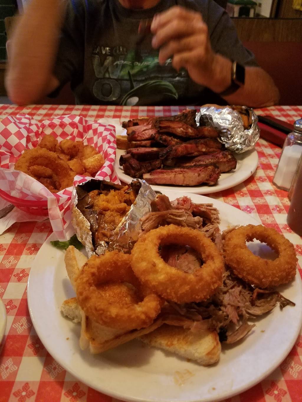 Willies Deli | restaurant | 7701 Lee Hwy, Cleveland, TN 37312, USA | 4233368008 OR +1 423-336-8008