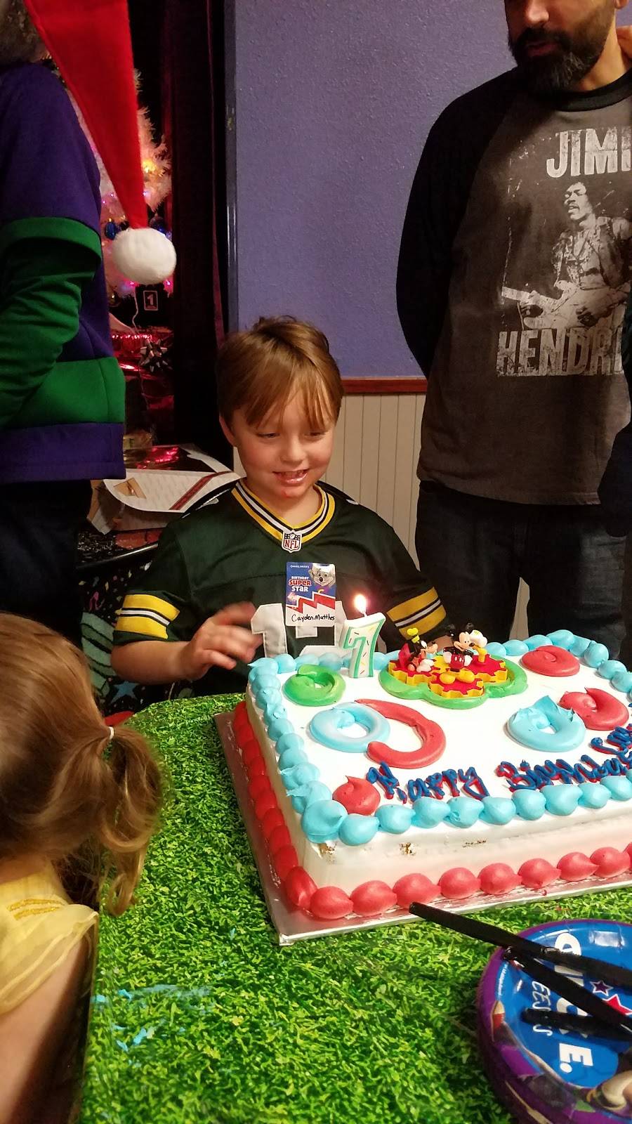 Chuck E. Cheeses | restaurant | 16269 San Fernando Mission Blvd, Granada Hills, CA 91344, USA | 8183666022 OR +1 818-366-6022