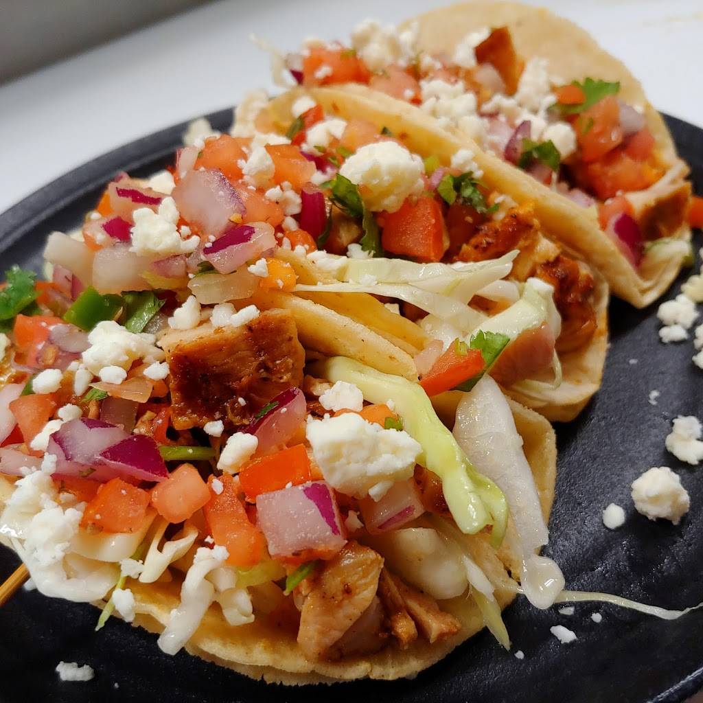 The Hub Eats & Drinks | restaurant | 4740 Natomas Blvd #140, Sacramento, CA 95835, USA | 9168828900 OR +1 916-882-8900