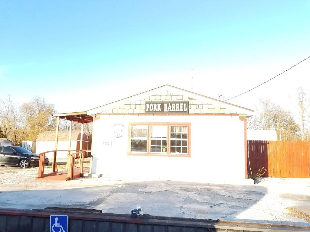 The Pork Barrel | restaurant | 435 W MacArthur Dr, Cottage Hills, IL 62018, USA | 6182587650 OR +1 618-258-7650