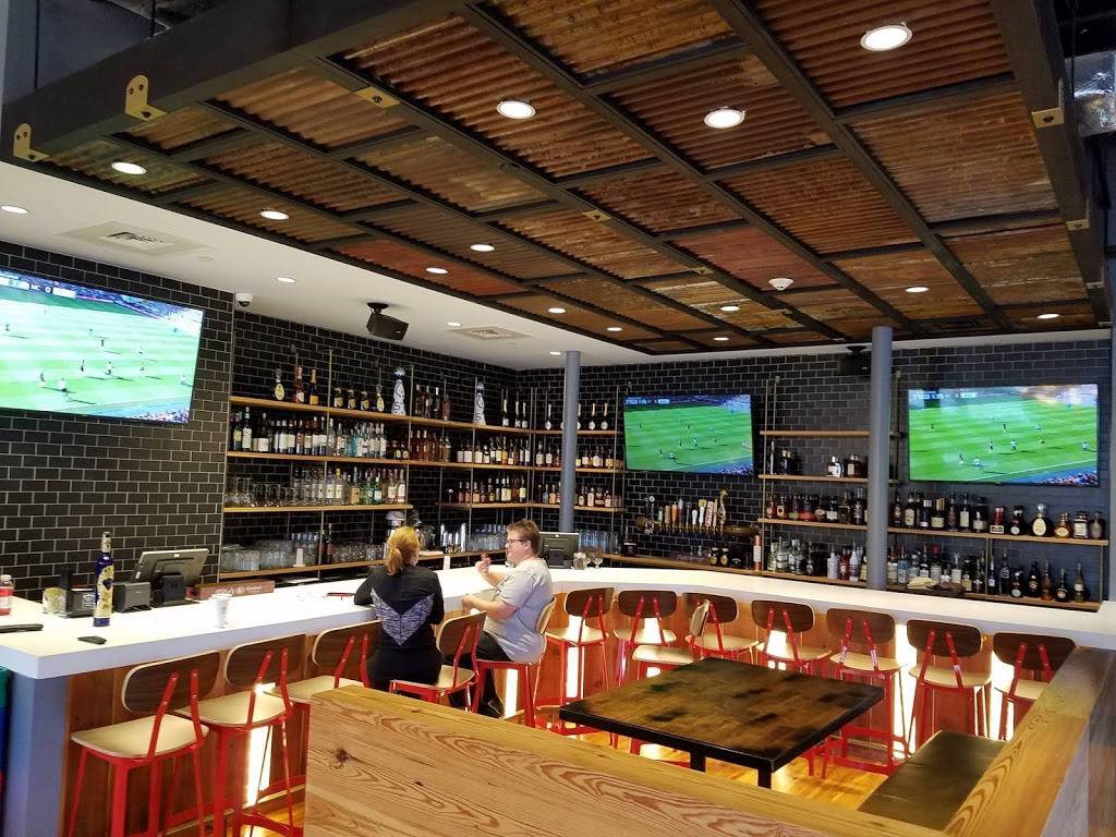 Chelsea Station Restaurant Bar & Lounge | night club | 105 Everett Ave, Chelsea, MA 02150, USA | 6174660754 OR +1 617-466-0754