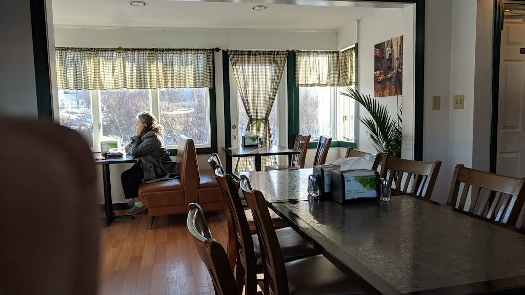 Bethel House of Pizza | restaurant | 186 Main St, Bethel, ME 04217, USA | 2078240054 OR +1 207-824-0054