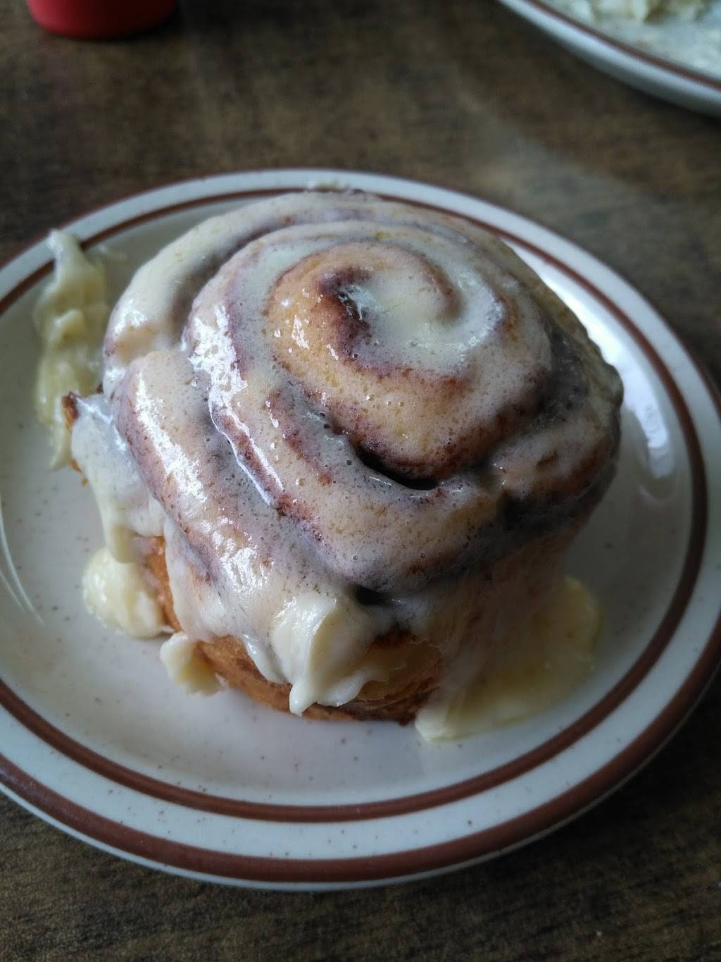 Ellens Diner | restaurant | 127 E Main St, Princeville, IL 61559, USA | 3093851700 OR +1 309-385-1700