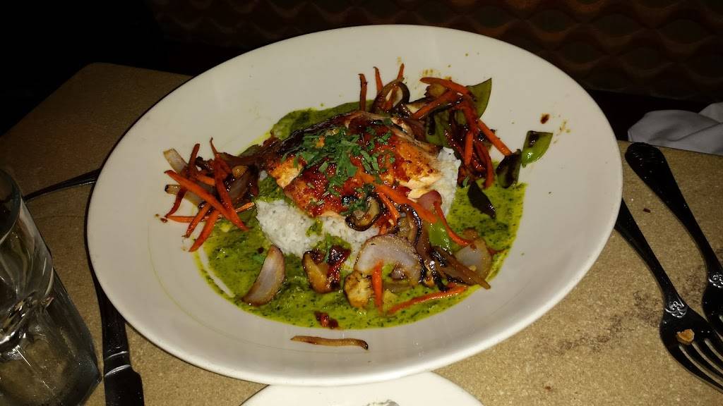 The Cheesecake Factory | restaurant | 875 N Michigan Ave, Chicago, IL 60611, USA | 3123371101 OR +1 312-337-1101