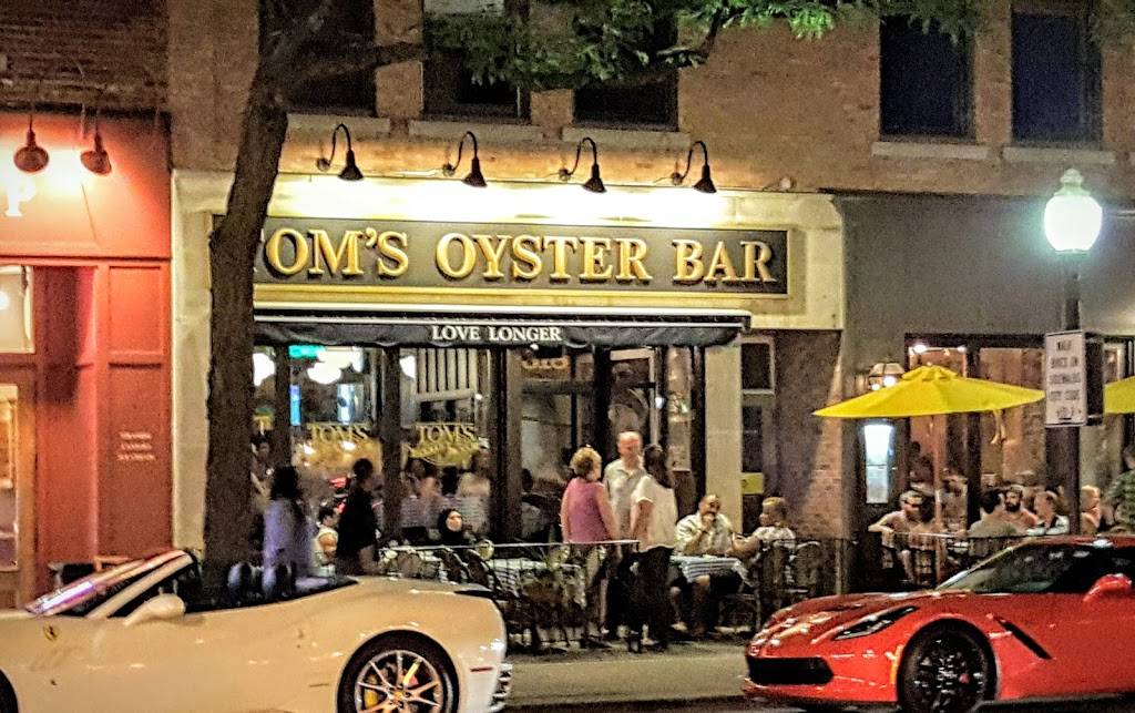 Toms Oyster Bar | restaurant | 318 S Main St, Royal Oak, MI 48067, USA | 2485411186 OR +1 248-541-1186