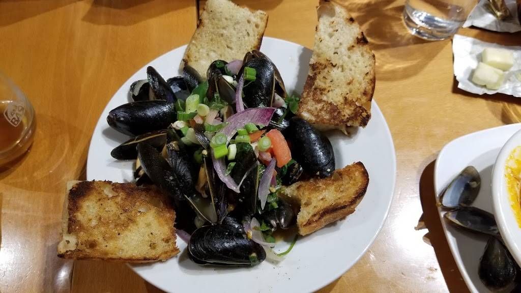 East Aurora Village Cafe | restaurant | 720 Main St, East Aurora, NY 14052, USA | 7167149238 OR +1 716-714-9238