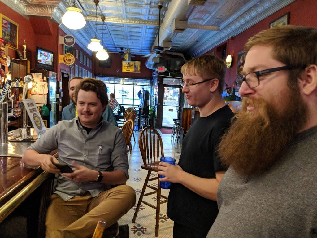 The Old Palace Tavern | restaurant | 701 15th Ave, East Moline, IL 61244, USA | 3097559020 OR +1 309-755-9020